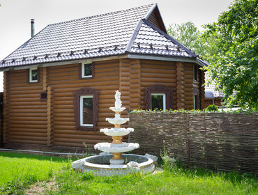 Комплекс из трёх коттеджей на 30 человек