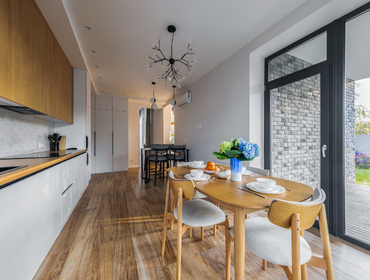 Волендам - коттедж на 12 человек