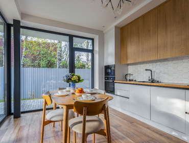 Волендам - коттедж на 12 человек