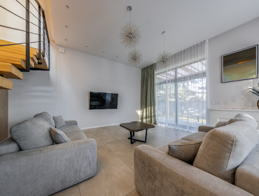 Волендам - коттедж на 12 человек