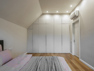 Волендам - коттедж на 12 человек