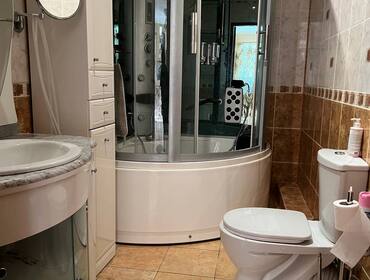 Коттедж на 20 человек