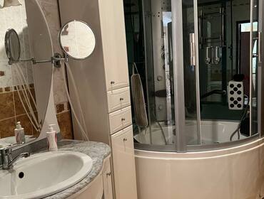 Коттедж на 20 человек