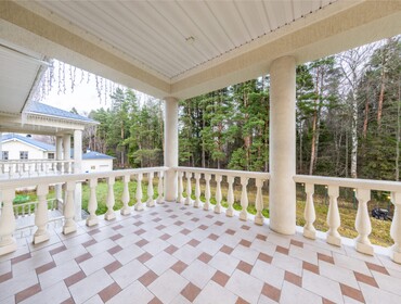 Коттедж на 50 человек