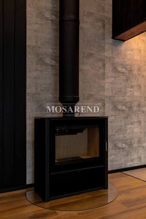 Комплекс из двух коттеджей на 24 человека