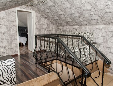 Дом Диско-клуб - коттедж на 25 человек