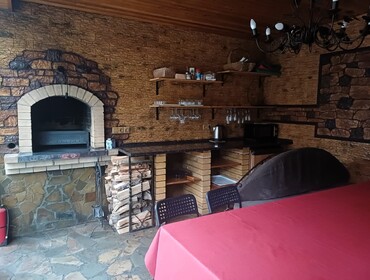 Дом Диско-клуб - коттедж на 25 человек