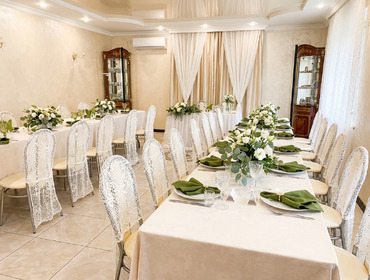 Комплекс из двух коттеджей на 35 человек