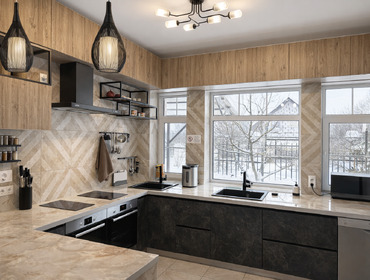 Комплекс из двух коттеджей на 35 человек