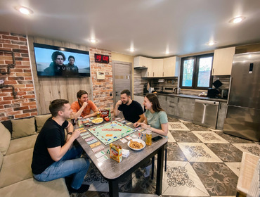 Комплекс из двух коттеджей на 35 человек