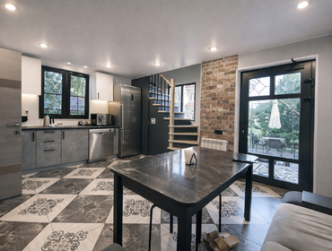 Комплекс из двух коттеджей на 35 человек