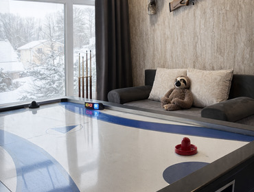 Комплекс из двух коттеджей на 35 человек