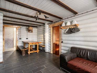 Коттедж на 18 человек