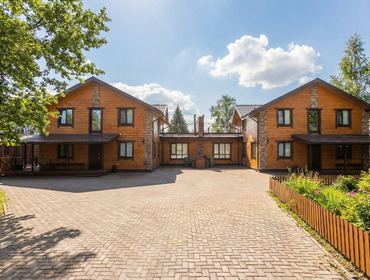 Коттедж на 18 человек