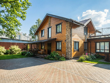 Коттедж на 18 человек