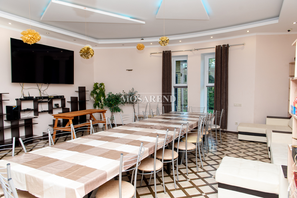 Коттедж на 30 человек