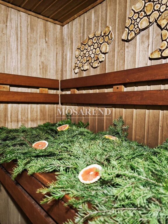 Комплекс из двух домов с баней на 40 человек