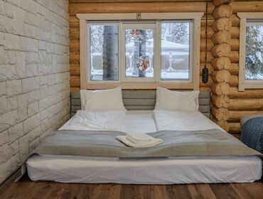 Комплекс из двух домов с баней на 40 человек