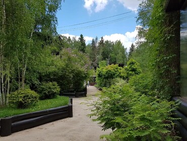 Комплекс из четырёх коттеджей на 80 человек