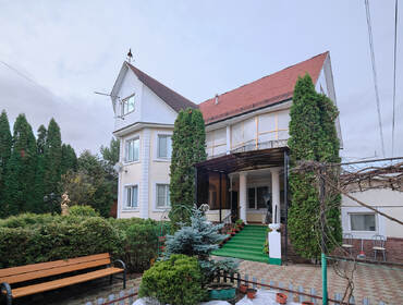 Коттедж на 20 мест