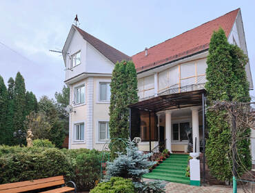 Коттедж на 20 мест