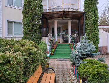 Коттедж на 20 мест