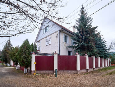 Коттедж на 20 мест