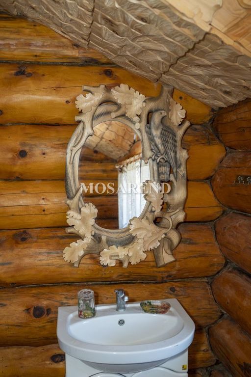 Усадьба из 6 строений на 150 человек