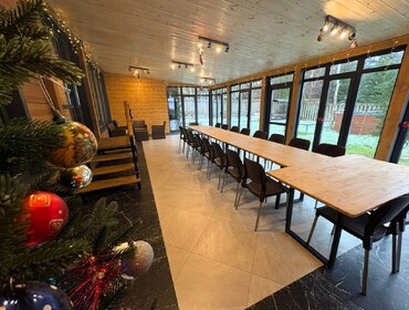 Коттедж на 50 человек