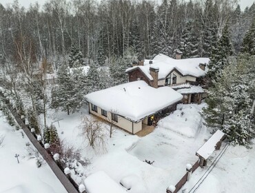 Коттедж МОНЭ на 35 человек