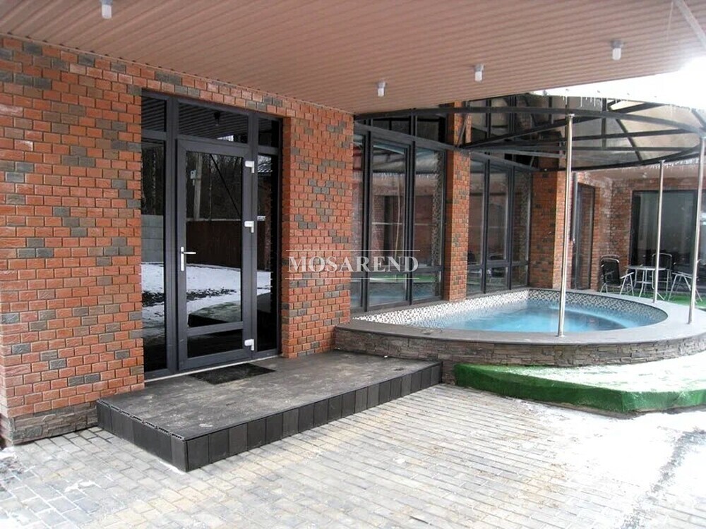 Красная горка - коттедж на 50 человек