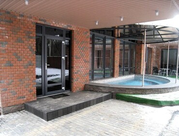 Красная горка - коттедж на 50 человек