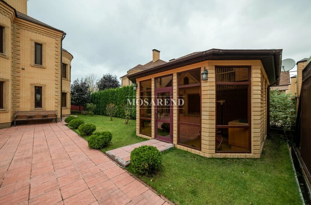 Барский дом в Румянцево - коттедж на 30 человек