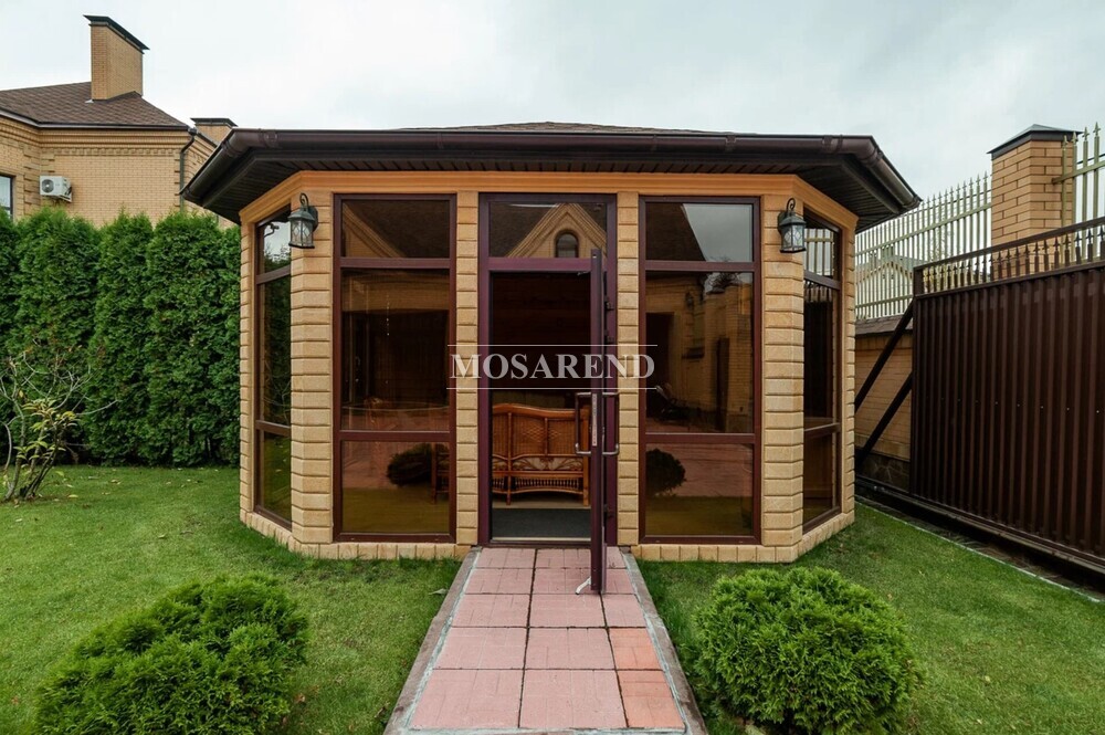 Барский дом в Румянцево - коттедж на 30 человек