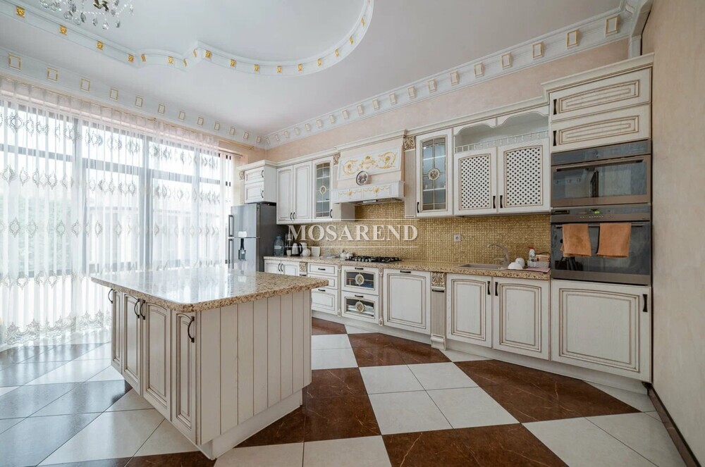 Барский дом в Румянцево - коттедж на 30 человек