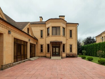 Барский дом в Румянцево - коттедж на 30 человек