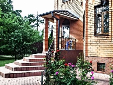 Коттедж на 50 человек