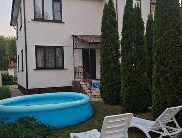 Комплекс из двух коттеджей на 50 человек