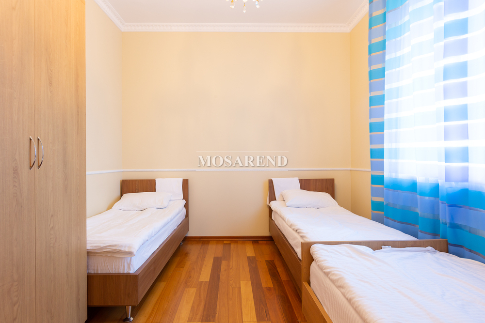 Коттедж на 30 человек