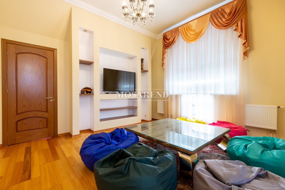 Коттедж на 30 человек