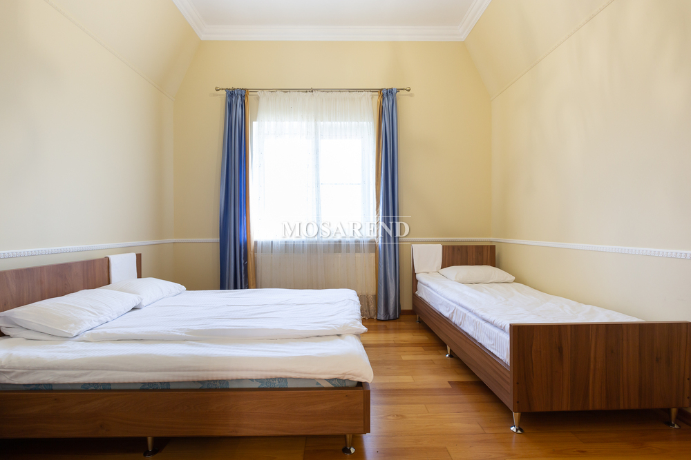 Коттедж на 30 человек