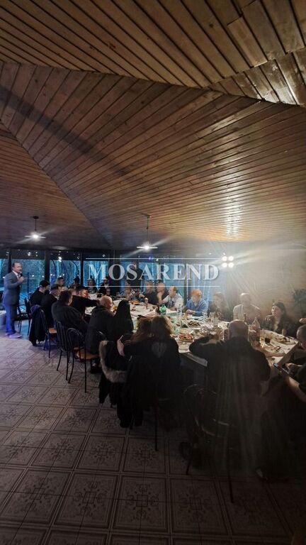 Коттедж на 40 человек