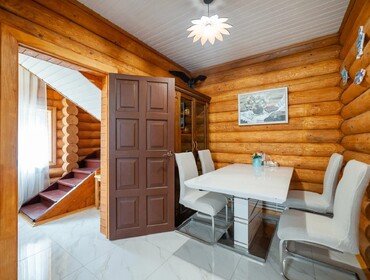 Комплекс из двух коттеджей на 30 человек