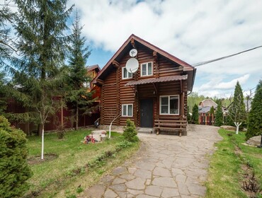 Комплекс из двух коттеджей на 30 человек