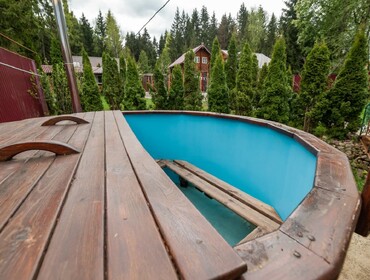 Комплекс из двух коттеджей на 30 человек