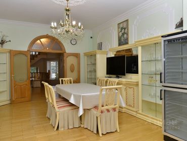 Коттедж на 18 человек