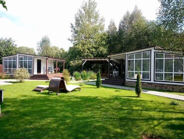 Комплекс из трех коттеджей на 12 человек