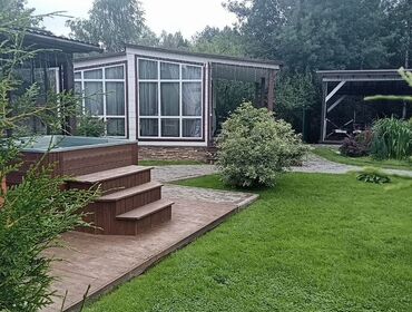 Комплекс из трех коттеджей на 12 человек