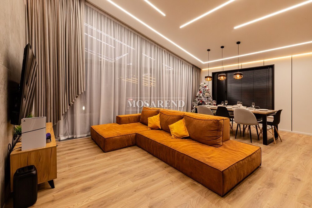 Коттедж на 12 человек