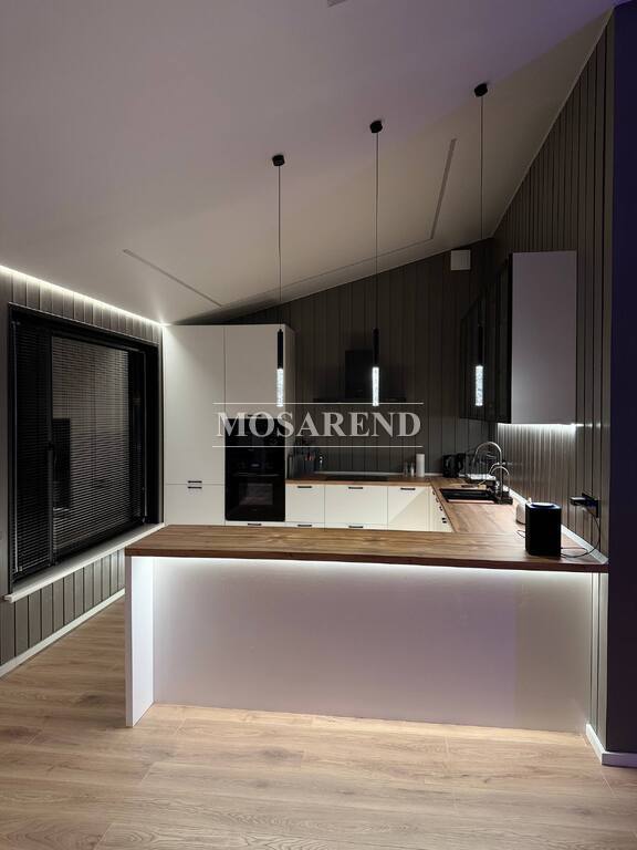 Коттедж на 12 человек